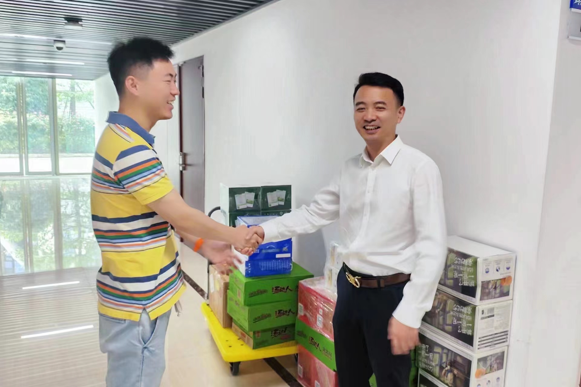 �����齫������ҵ���Ź��ᵽ�츮�л���ר���ֳ�ο��