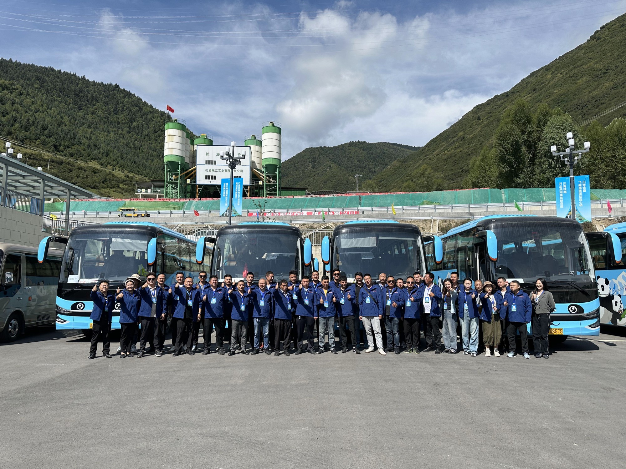 �Ŷ�ͬ������������������������Я�ֹ��������롪�������齫������ҵ��կ�ṹ��ͨ�Ӳ���Ŀ�ֳ����